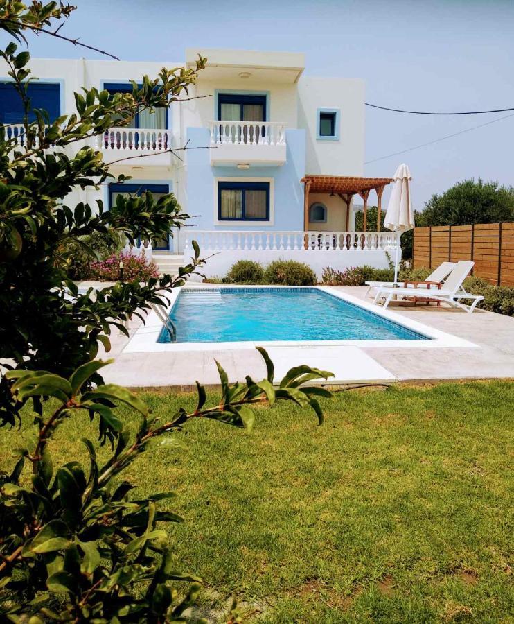 Rita Mare Seafront Villas Heated Pools Gennadi Exterior photo