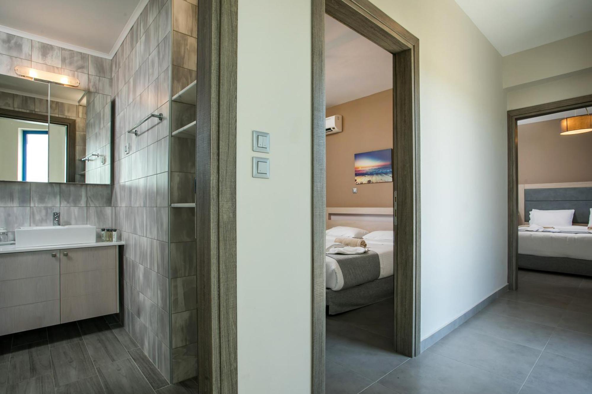 Rita Mare Seafront Villas Heated Pools Gennadi Exterior photo