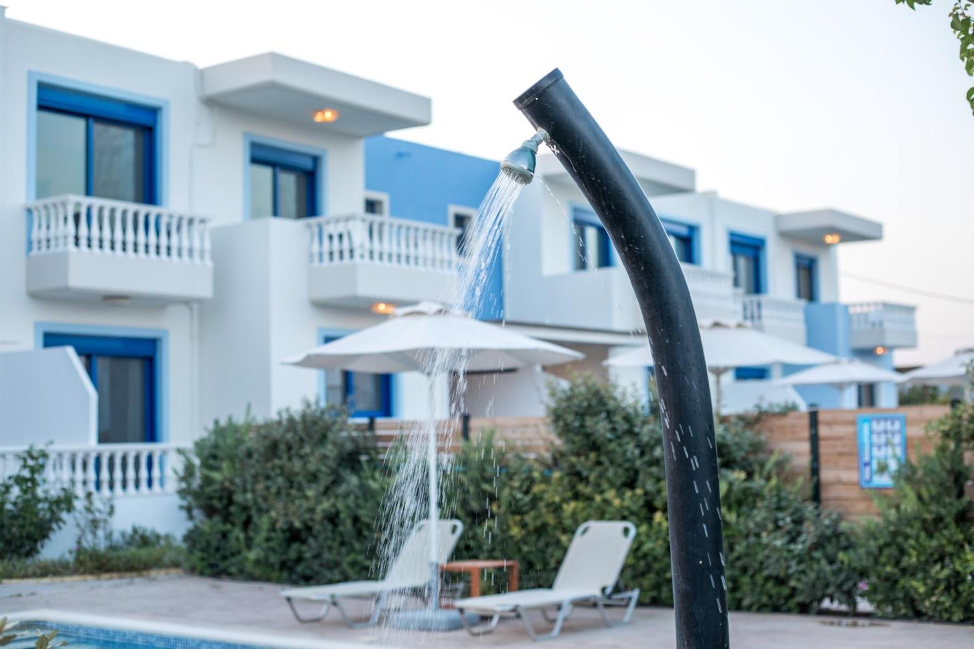 Rita Mare Seafront Villas Heated Pools Gennadi Exterior photo