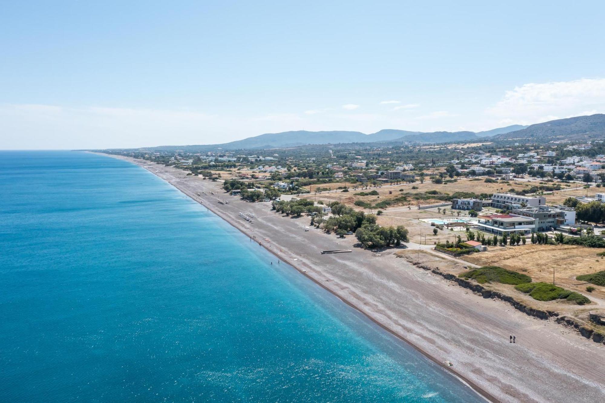 Rita Mare Seafront Villas Heated Pools Gennadi Exterior photo